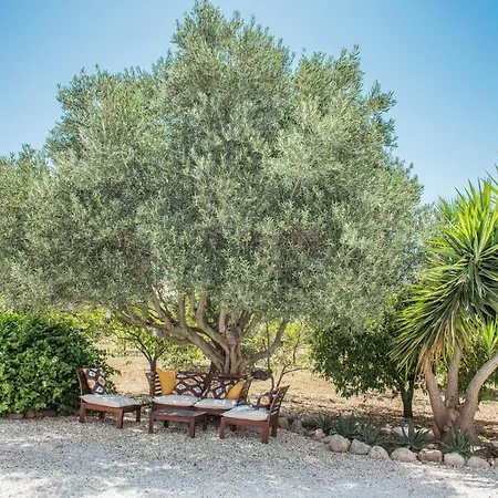 El Limonar 4* אלורה