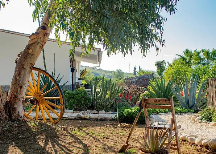 El Limonar Bed & Breakfast