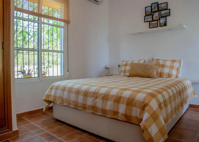 El Limonar Bed & Breakfast